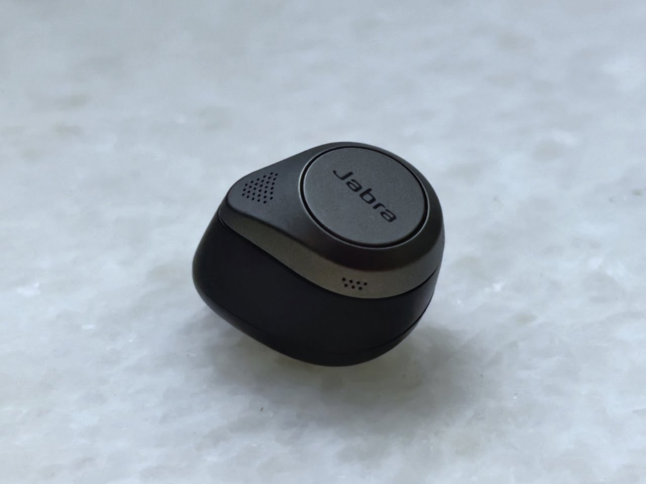 The Jabra Elite 85t looks thick, but fits very well in the ear canal. 