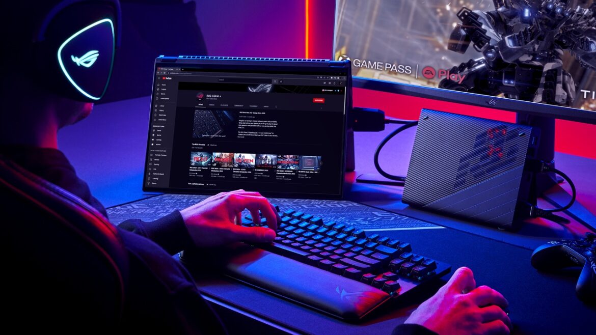 image of asus rog flow x16 with xg mobile being used with a keyboard and mouse for gaming