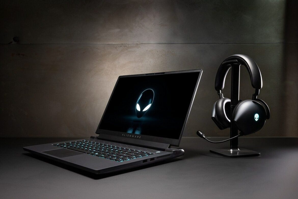 lifestyle shot of the alienware m17 r5
